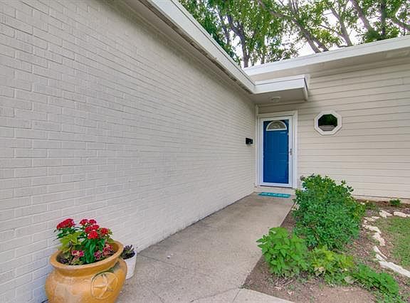 2nd image of 4500 Geddes Ave