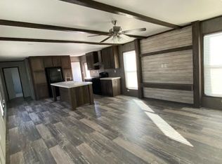 512 10th St, Ogden, KS 66517