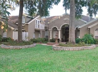 2537 Centennial Falcon Dr, Valrico, FL 33596