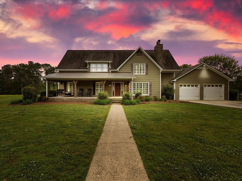 Front View / 23 acre farm