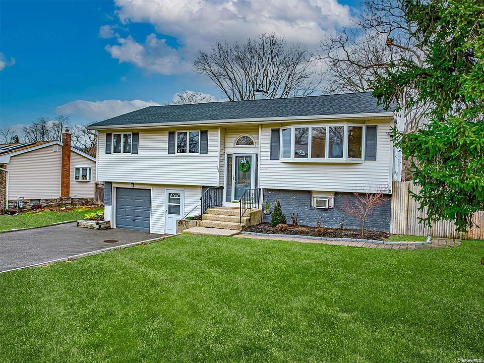 1st image of 103 Plymouth Boulevard