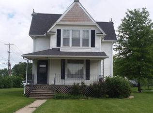 208 W Ohio St, Lenox, IA 50851