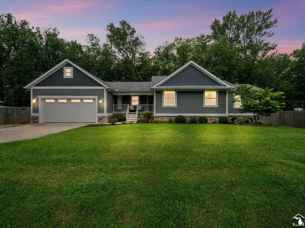 7933 Turney Ave, Monroe, MI 48161