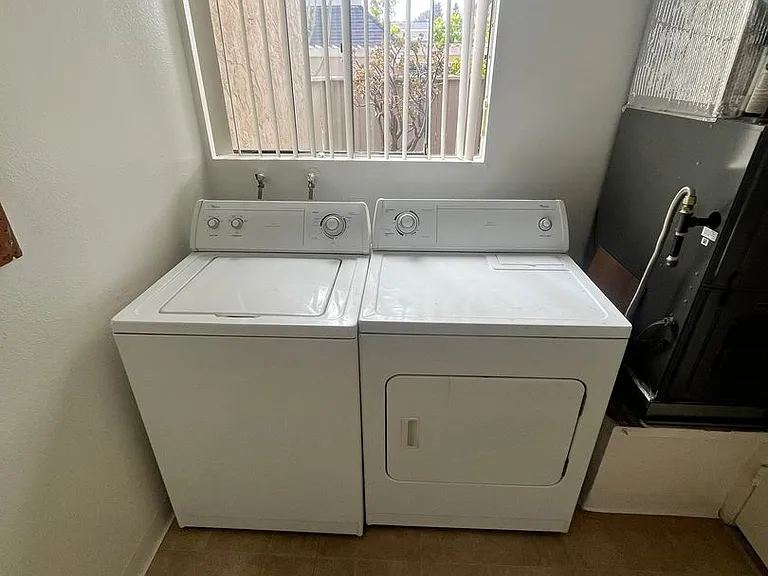 8126 Camino Tranquilo — Photo 12