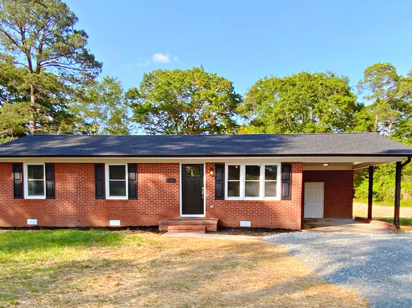 200 Brentwood Drive, Dudley, NC 28333