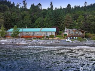 8267 & 8263 Franklin Road, Clinton, WA 98236