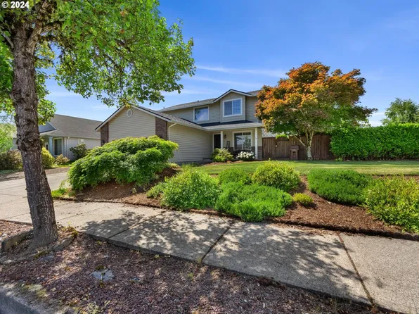 13125 Willis Dr, Oregon City, OR 97045