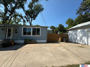 412 W H St, Wymore, NE 68466