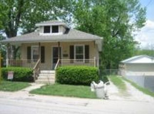 2808 Hillcrest Ave, Alton, IL 62002