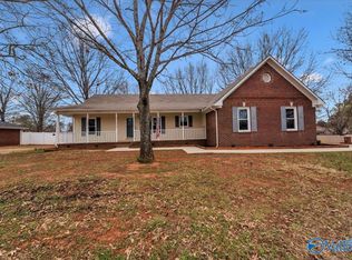 100 Magenta Ln, Madison, AL 35757