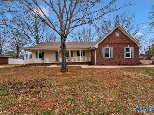 100 Magenta Ln, Madison, AL 35757