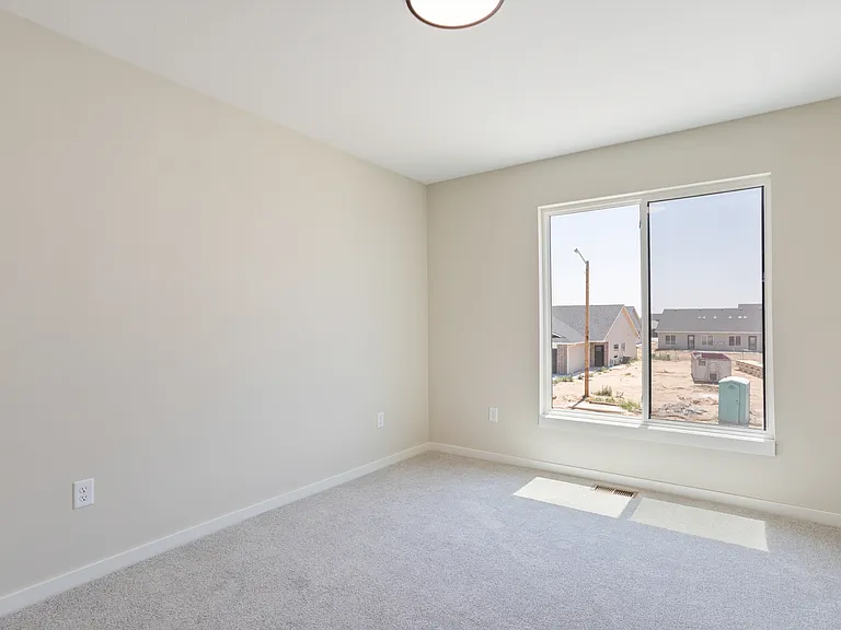 Cypress Glen — Photo 41