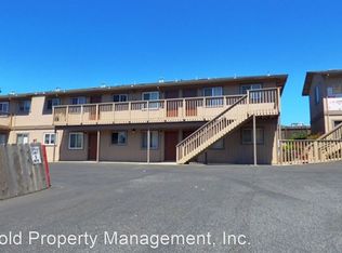 904 Acosta Plz #11, Salinas, CA