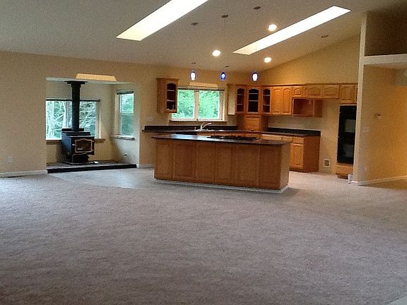 3rd image of 119 Mountview Ln