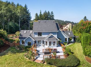 10 E Ridge Ln, McKinleyville, CA 95519