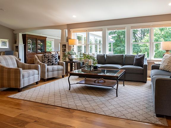 4th image of 16804 Watersedge Dr