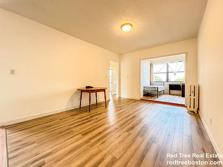 325 Summit Ave #9 — Photo 7