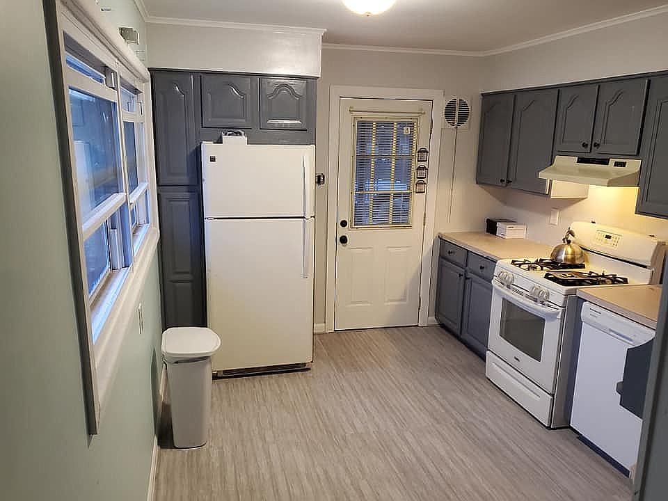2nd image of 5 Division St