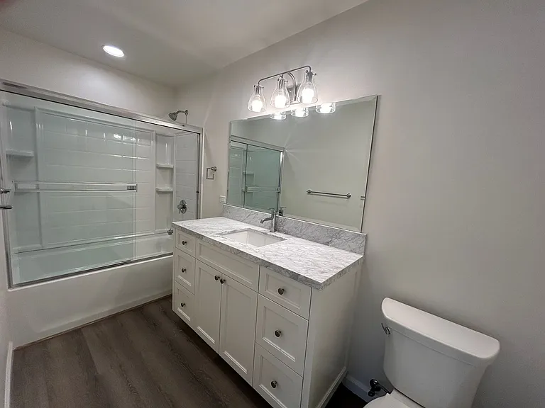 5435 Villas Dr — Photo 25