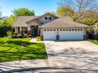 915 E Redwood Cir, Hanford, CA
