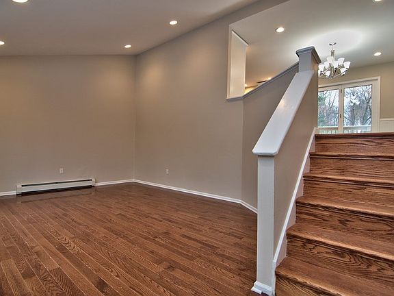 4th image of 11 Alexandria Dr #L-2