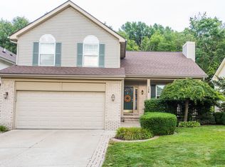 138 Eagle Ridge Rd, Orion, MI 48360