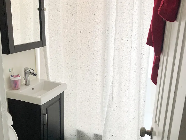2129 N Dayton St #306 — Photo 5