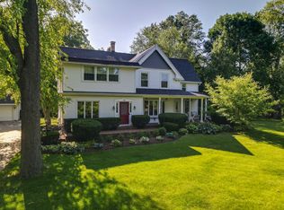 7447 N Green Bay Ave, Glendale, WI 53209