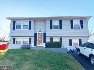 2509 Symphony Ln, Gambrills, MD 21054