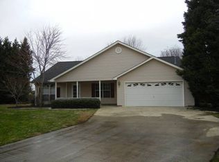 14 Morning Glory Ct, Fountain Inn, SC 29644