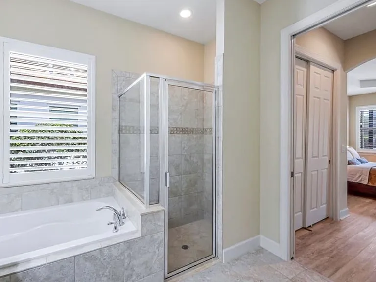 9102 Limestone Ln — Photo 16