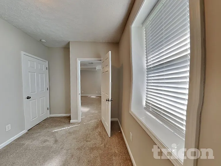 3479 Melrose Dr — Photo 16