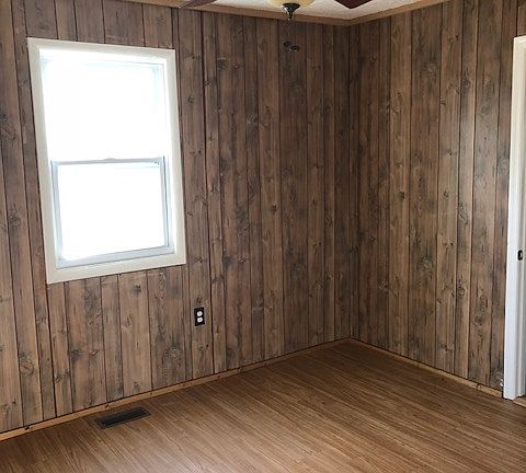 5th image of 1218 1st Avenue Pl NW