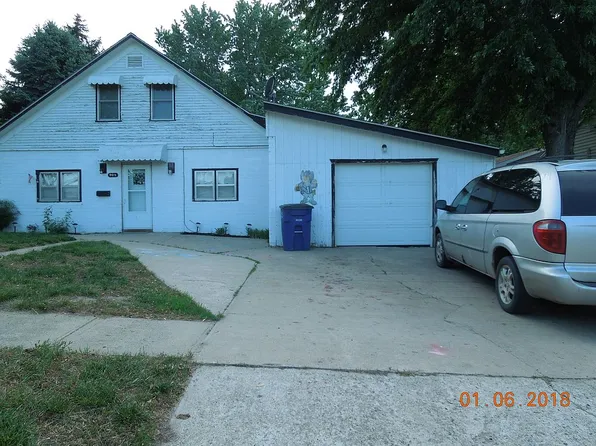 908 W 3rd St, Crofton, NE 68730