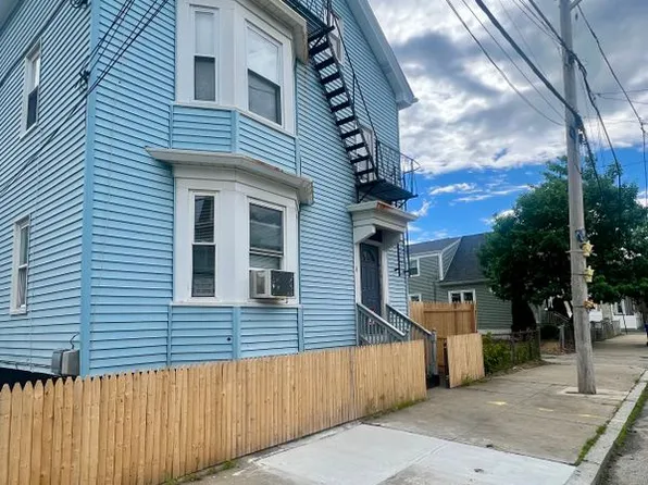 8 Andem St #3, Providence, RI 02908
