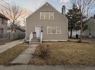 116 N Pine St, Janesville, WI 53548