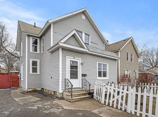 901 Wells St, Saint Paul, MN 55106