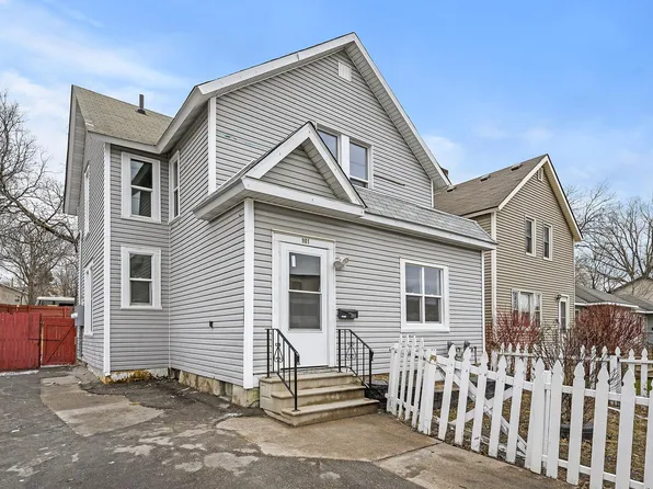 901 Wells St, Saint Paul, MN 55106