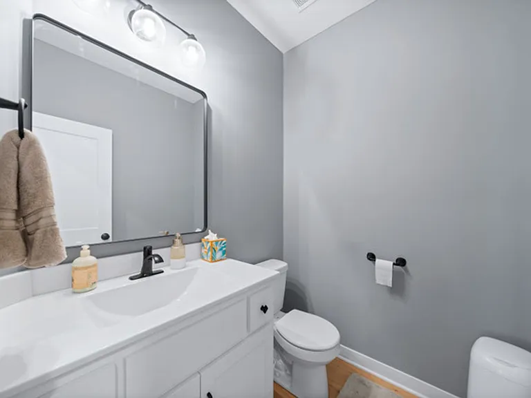16083 Ryan Cir — Photo 16