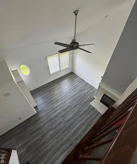 17034 Farmington Rd — Photo 4