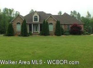 1402 Pineview Rd, Jasper, AL 35504