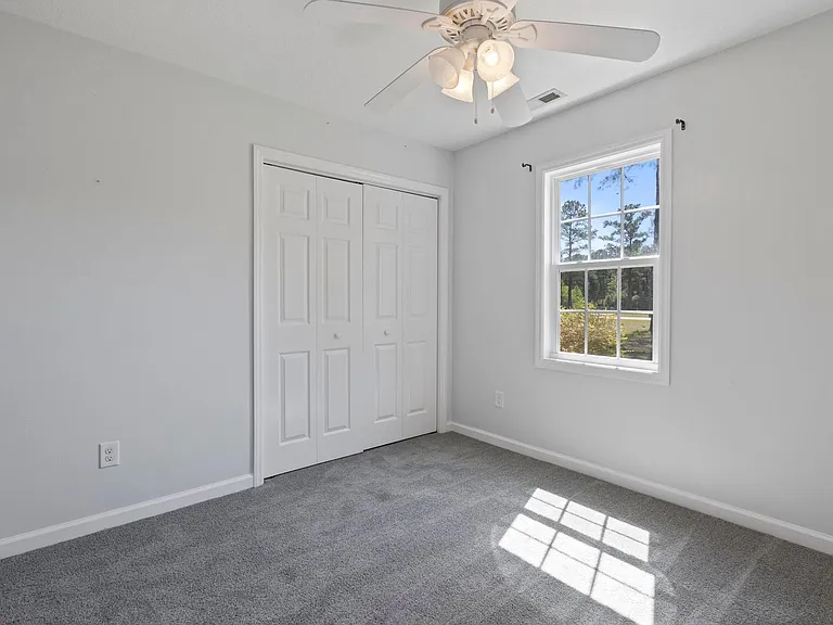 117 Brians Woods Rd — Photo 9