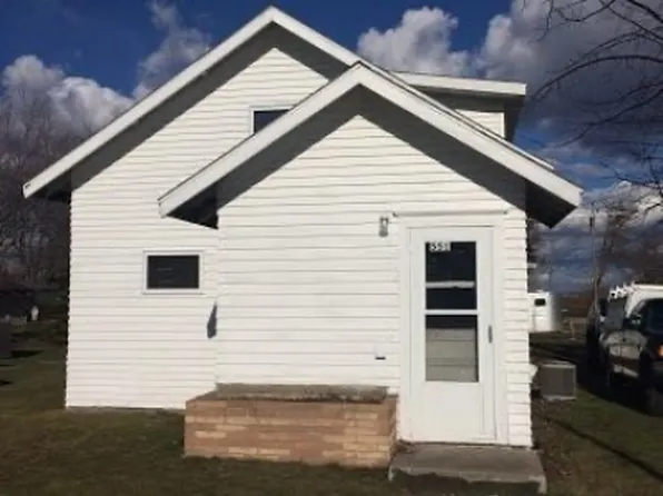 551 Milky Way St N, Cosmos, MN 56228