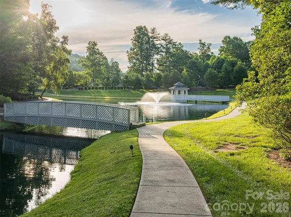 123 & 131 High Fields Ct, Hendersonville, NC 28791
