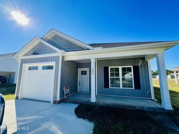 308 E Norwayne Alumni Way, Fremont, NC 27830