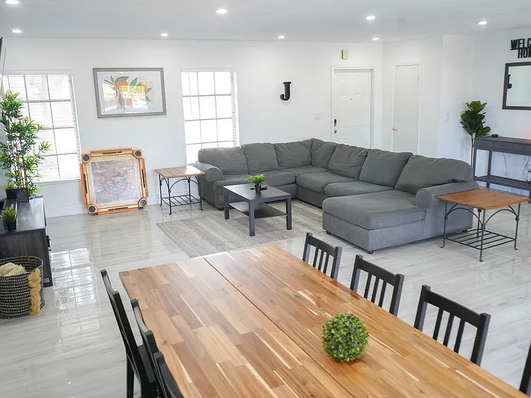 10591 SW 122nd Ct — Photo 7