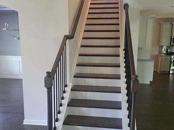 3rd image of 505 Wymond Ct