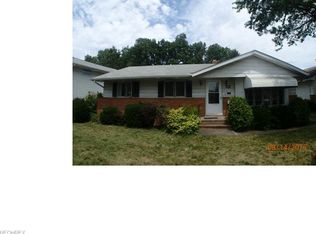 10164 N Church Dr, Parma Heights, OH 44130