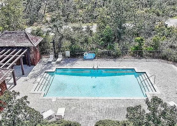 4th image of 3912 Magnolia Bluff Ln