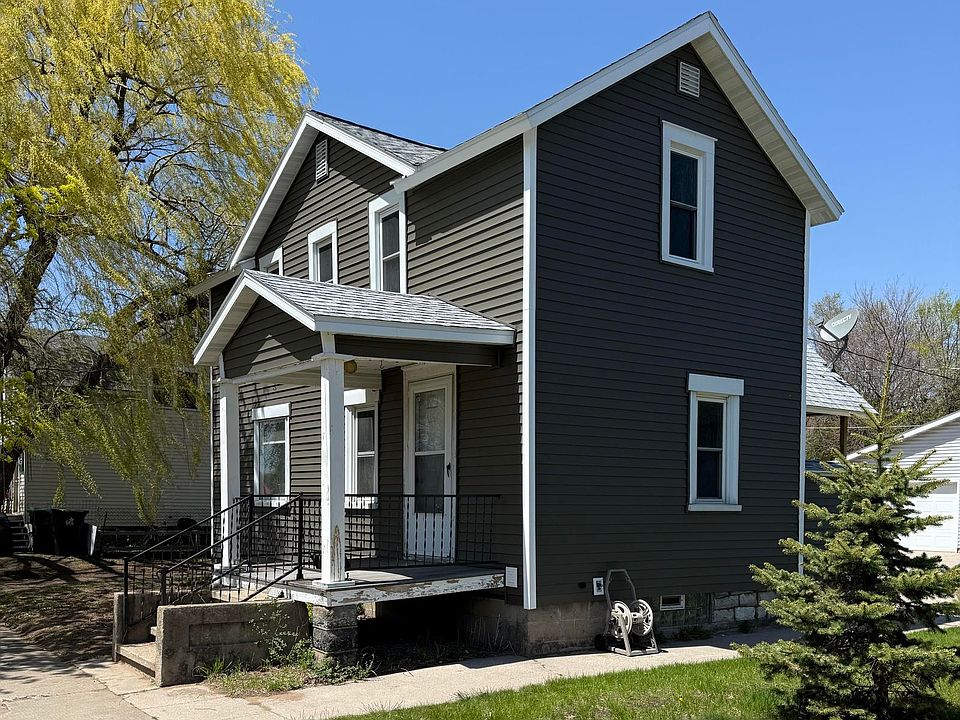 2nd image of 1008 8th Ave #1008